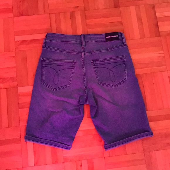 Calvin Klein Jean😊 - Picture 2 of 4